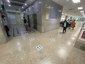 ตัดสติ๊กเกอร์ติดพื้น