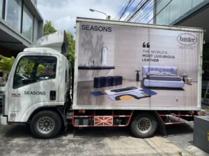 รับติดสติ๊กเกอร์รถ