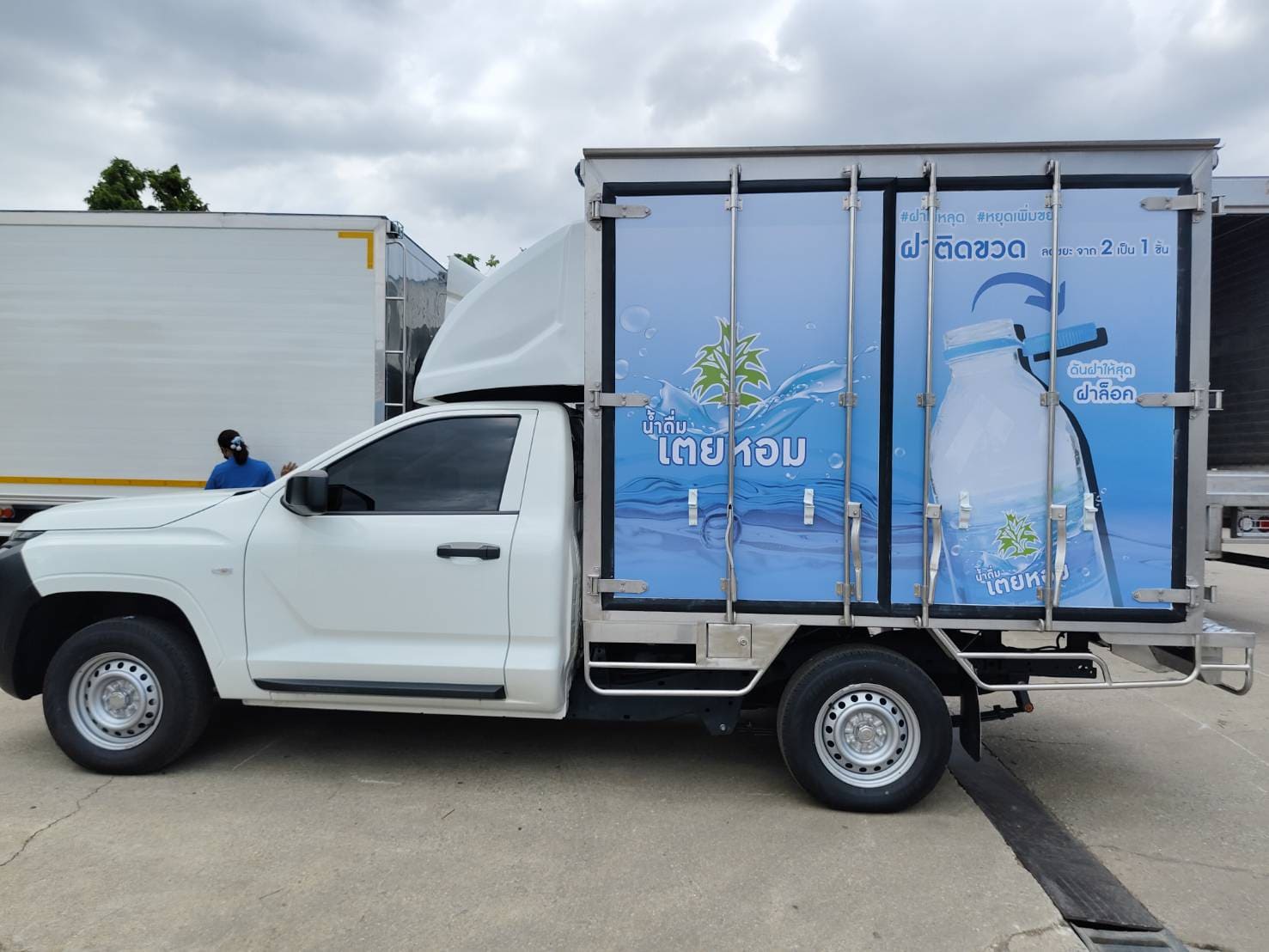 ร้านพิมพ์สติ๊กเกอร์ติดรถโฆษณาด่วนใกล้ฉัน 