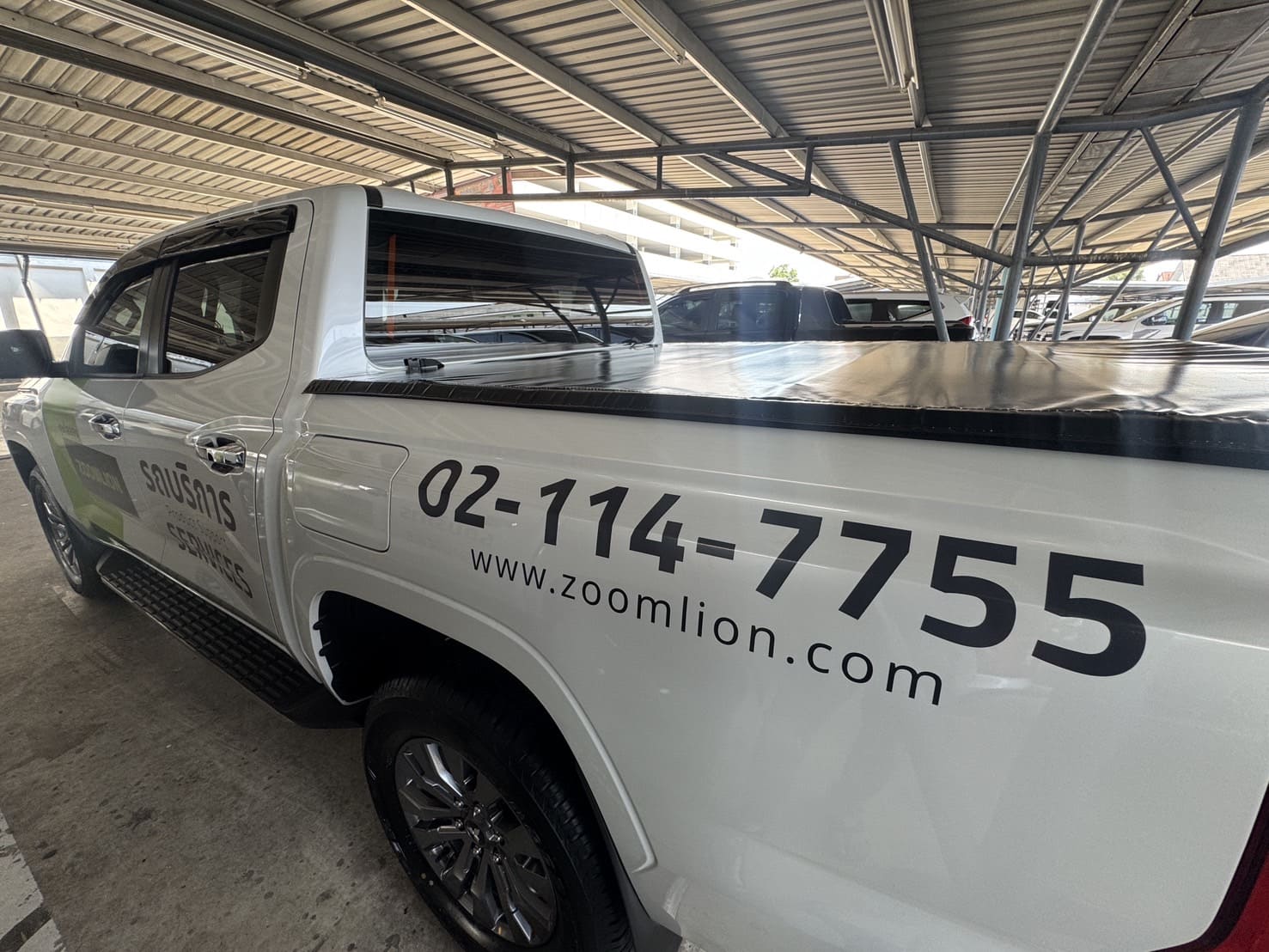 สติ๊กเกอร์ติดรถกระบะแบบไดคัท