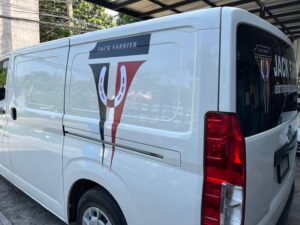 สติ๊กเกอร์ติดรถตู้