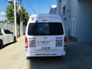 สติ๊กเกอร์ติดกระจกรถตู้