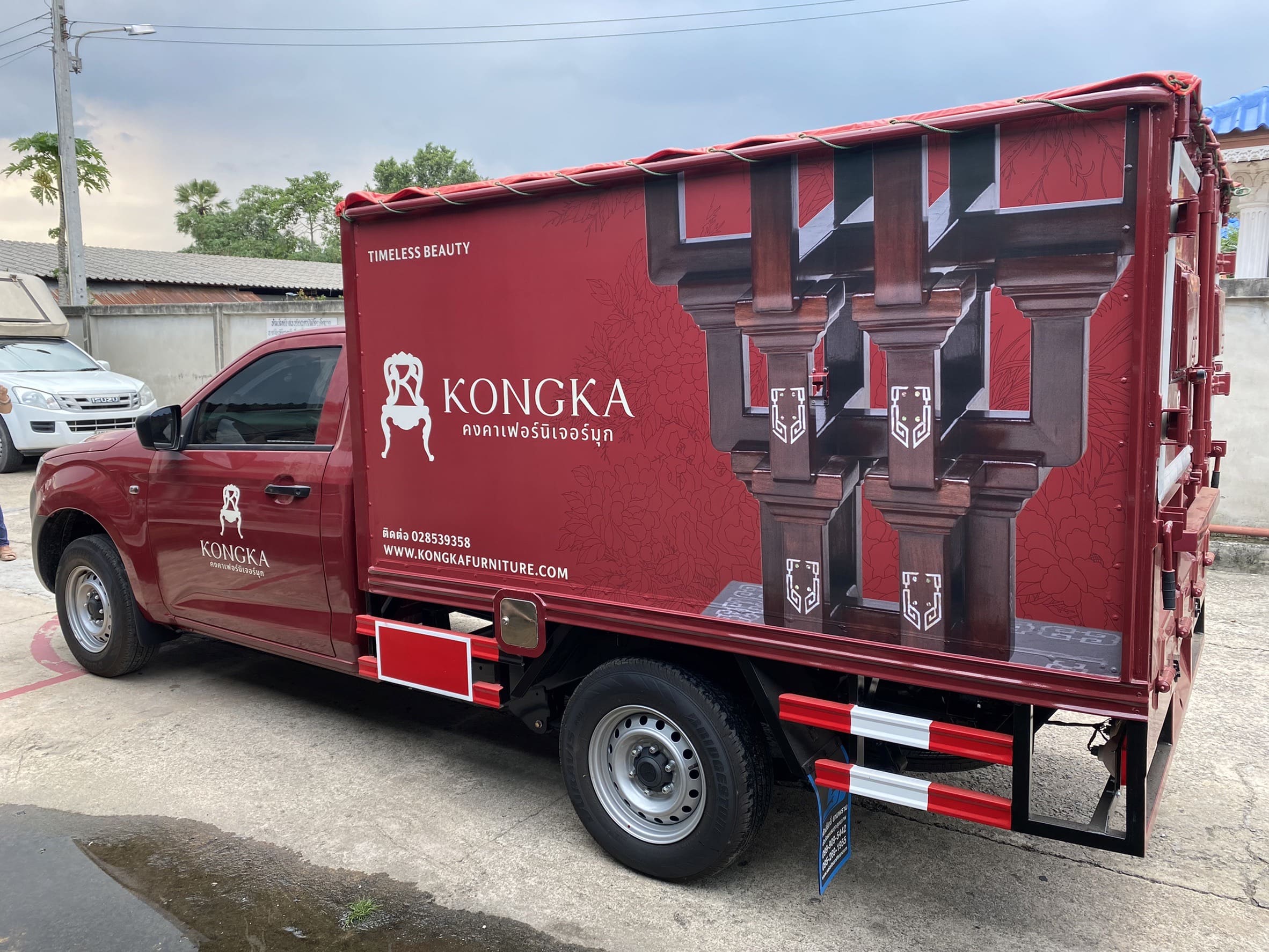 สติ๊กเกอร์ติดรถตู้ขนส่งสินค้าทั้งคัน