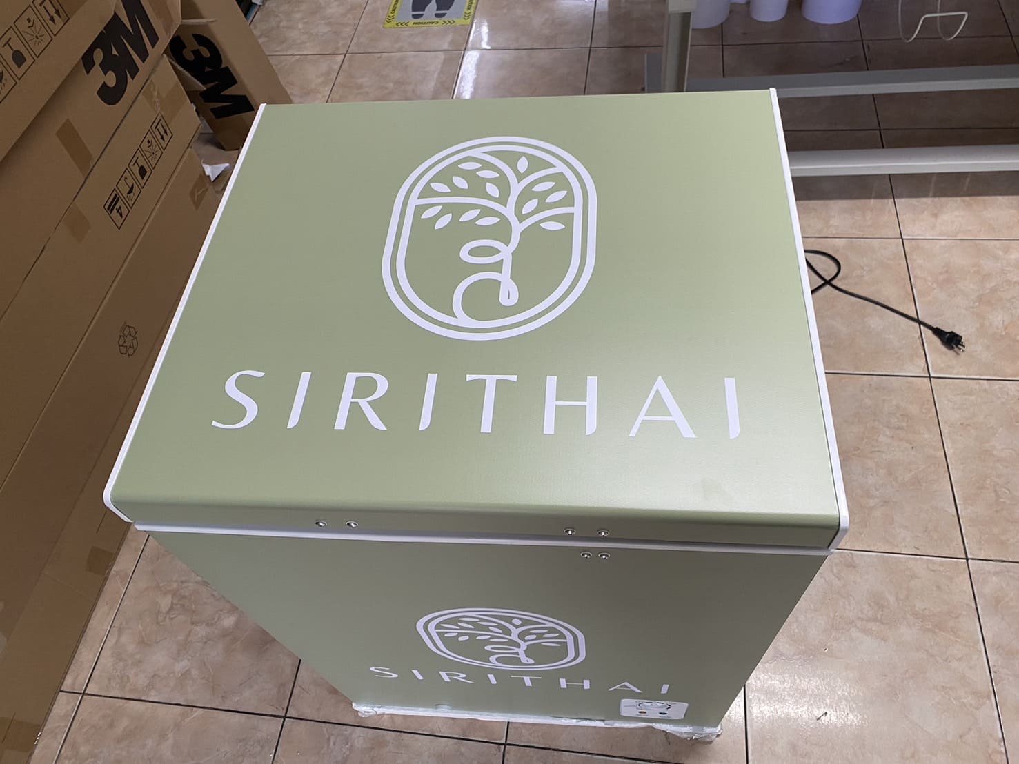 สติ๊กเกอร์โลโก้ติดตู้แช่ไอศกรีม