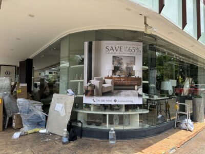 พิมพ์สติ๊กเกอร์ติดกระจก