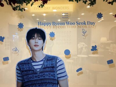 สติ๊กเกอร์ติดกระจกตกแต่ง