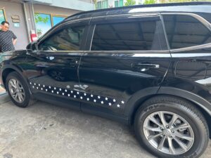 ติดสติ๊กเกอร์รถ