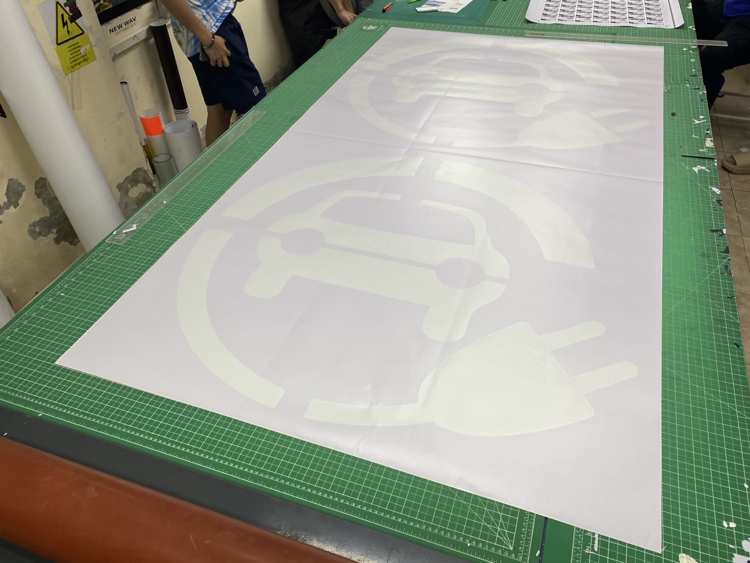 สติ๊กเกอร์ไดคัท - ตัดสติ๊กเกอร์