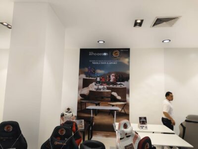 ออกแบบลายสติ๊กเกอร์ติดผนังตามสั่ง