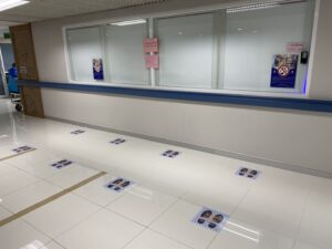 พิมพ์สติ๊กเกอร์ติดพื้น