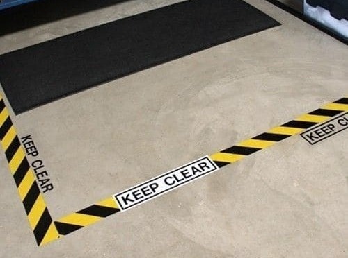 พิมพ์สติ๊กเกอร์ติดพื้นโรงงาน