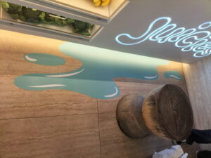 พิมพ์สติ๊กเกอร์ติดพื้น