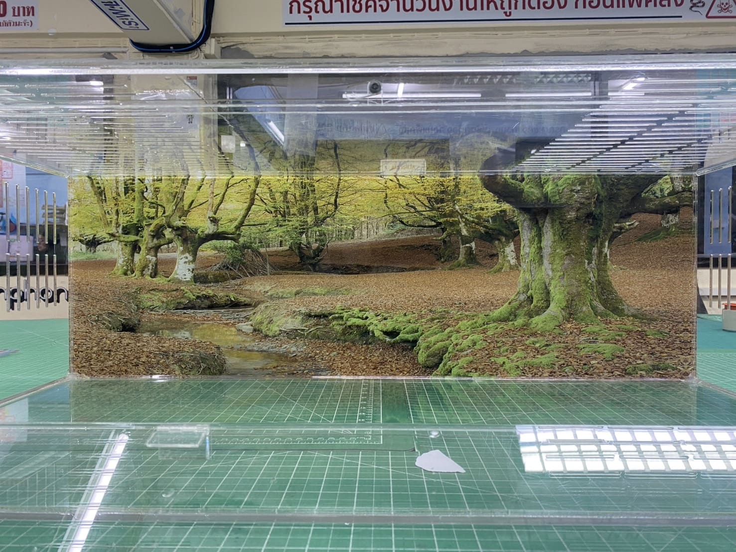 สติ๊กเกอร์ติดอะคริลิค